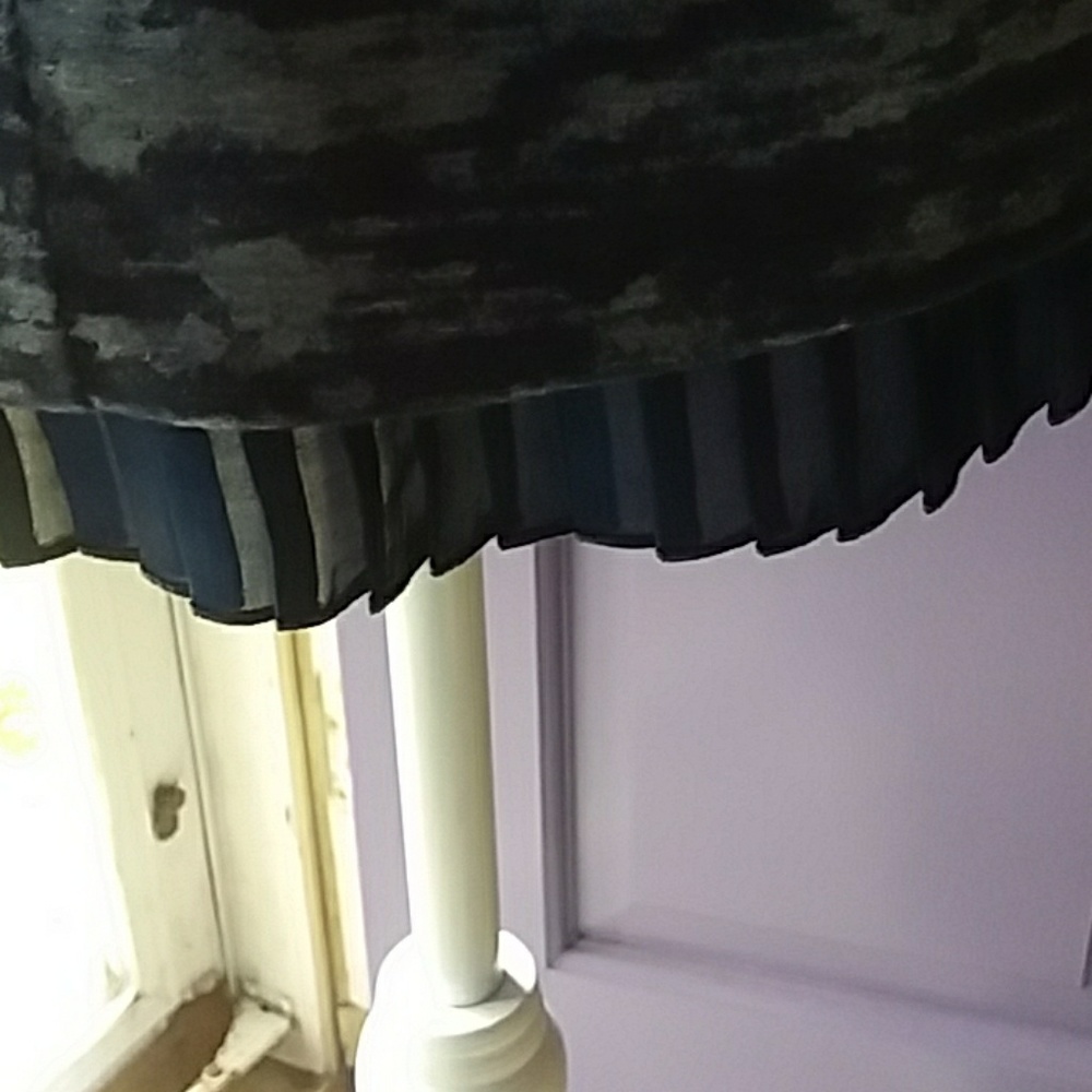 Tank Top - Picture 3 of 4